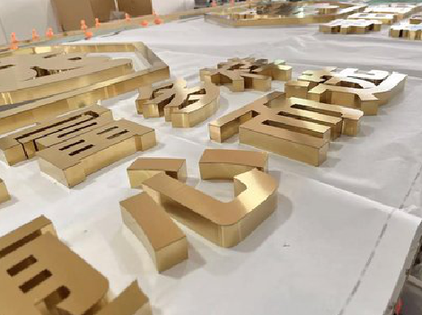 福安拉丝不锈钢字的特点。